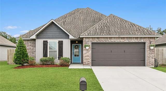 Photo of 313 Ashton Oaks Ln, Luling, LA 70070