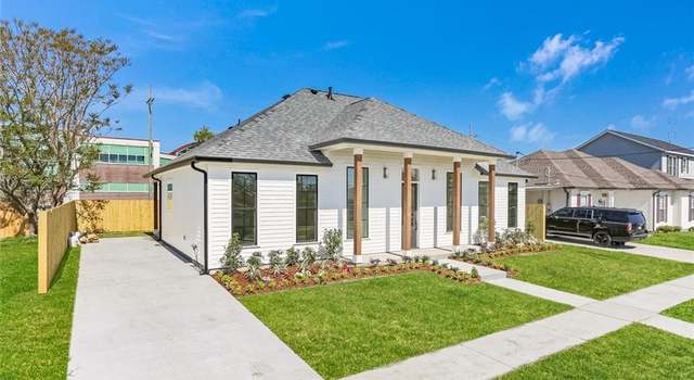 Photo of 2500 Pecan Dr, Chalmette, LA 70043