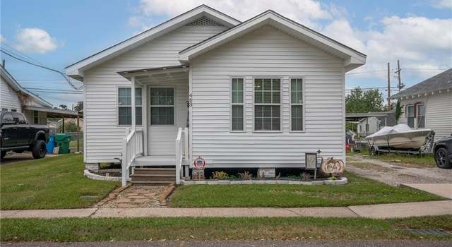Photo of 463 St Charles St, Norco, LA 70079