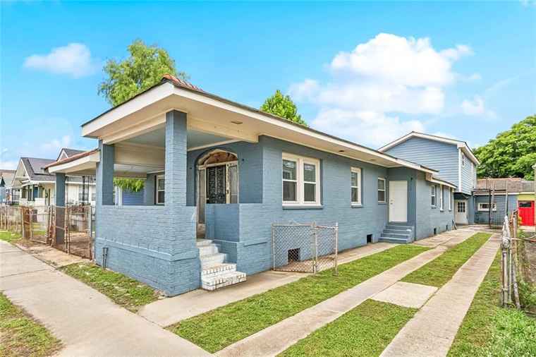Photo of 1323 25 Pauline St New Orleans, LA 70117
