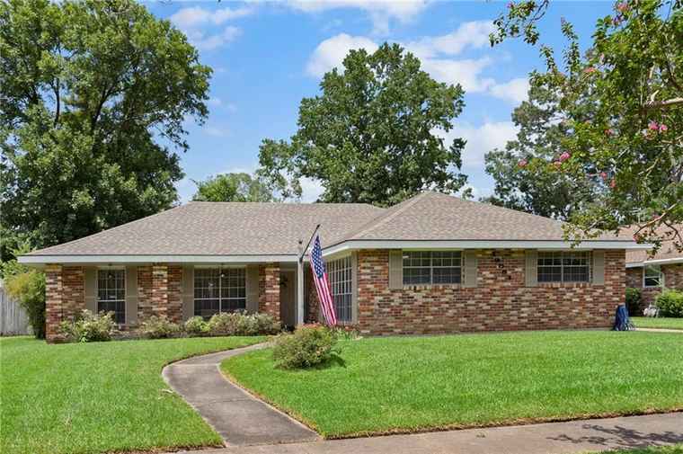 Photo of 12651 Parnell Ave Baton Rouge, LA 70815