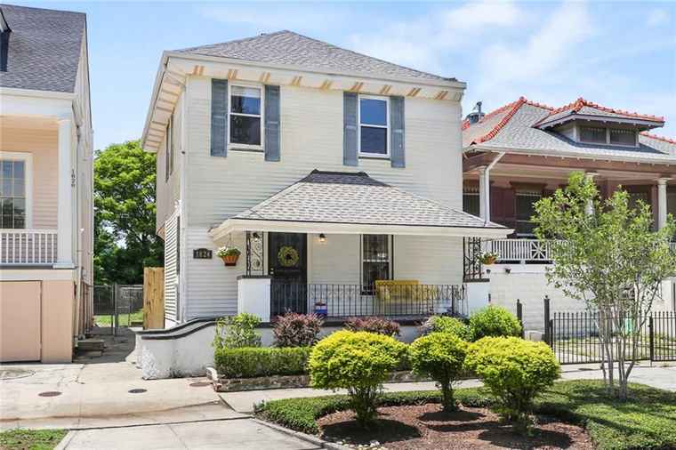 Photo of 1824 Ursulines Ave New Orleans, LA 70116