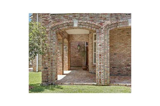 805 Plantation Ln, Mandeville, LA 70471 | Redfin