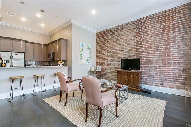 201 Baronne Street New Orleans