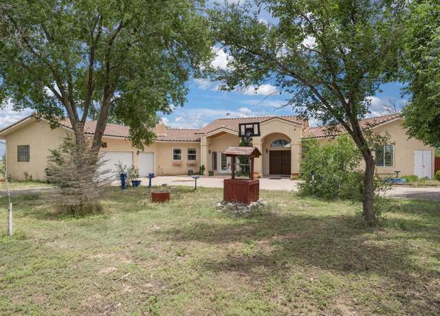 Property at 626 Dinkle Rd, Edgewood, NM 87015, 3 beds, 2.5 baths