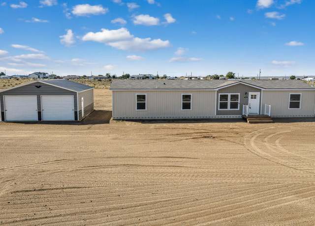 Property at 96 14th Ave NW, Rio Rancho, NM 87144, 4 beds, 2 baths