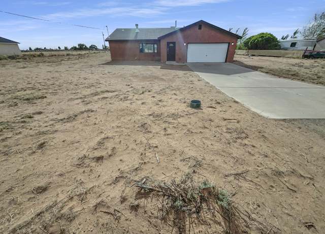 Property at 60 Turner Dr, Los Lunas, NM 87031, 3 beds, 2 baths