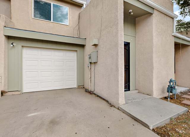 Property at 208 Shawnee Ct SE, Albuquerque, NM 87108, 2 beds, 1.5 baths