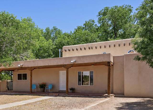 Property at 2216 Marie Pl NW, Albuquerque, NM 87104, 4 beds, 3 baths