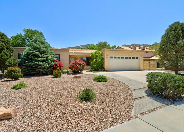 Property at 1012 Daskalos Dr NE, Albuquerque, NM 87123, 4 beds, 2 baths