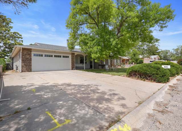Property at 635 Silver Saddle Rd SE, Rio Rancho, NM 87124, 3 beds, 2 baths