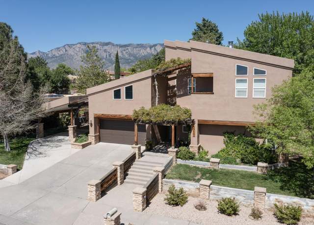 Property at 4912 Camino De Monte NE, Albuquerque, NM 87111, 4 beds, 4.5 baths