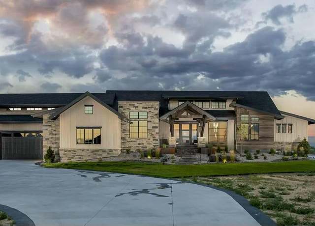 Property at 928 Villa Rd SE, Rio Rancho, NM 87124, 4 beds, 3 baths