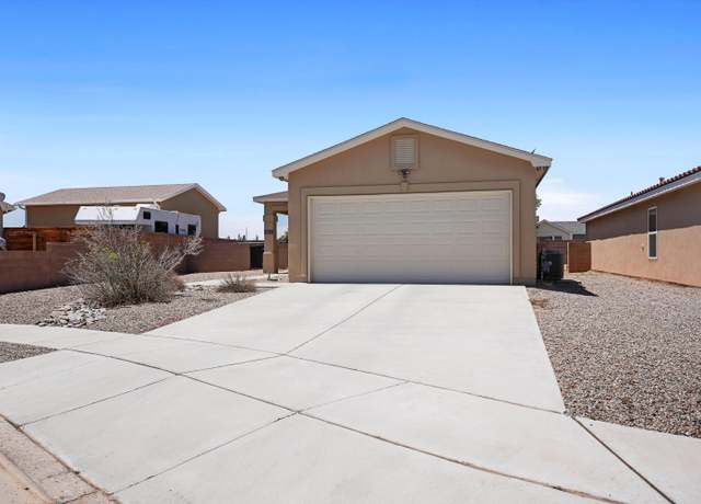 Property at 131 Oakwood Ct SW, Rio Rancho, NM 87124, 3 beds, 2 baths
