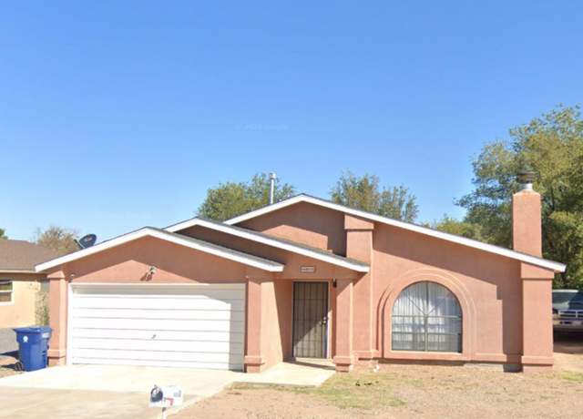 Property at 402 Calle Don Santiago NE, Los Lunas, NM 87031, 3 beds, 2 baths
