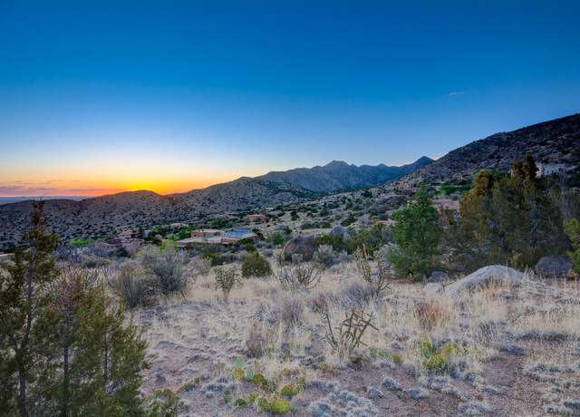 Property at 9 La Luz Trl NE, Albuquerque, NM 87122
