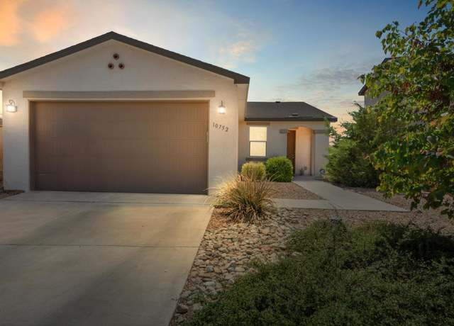 Property at 10752 Frazier Ln SW, Albuquerque, NM 87121, 3 beds, 2 baths
