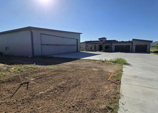 Property at 53 Blanco Dr, Edgewood, NM 87015, 4 beds, 3 baths