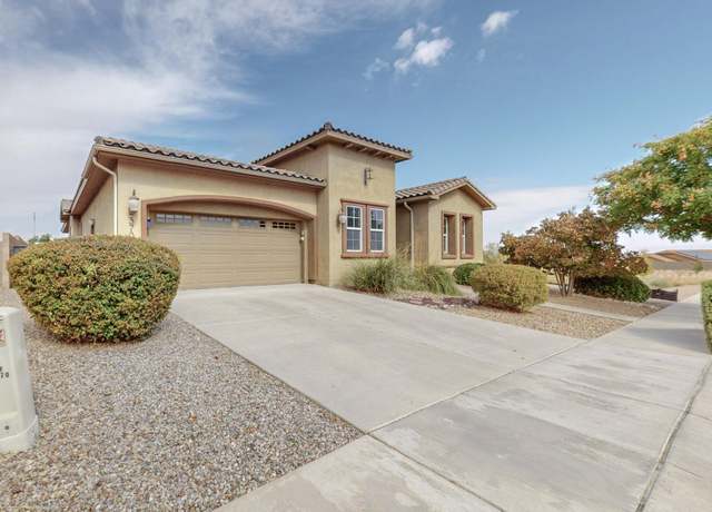 Property at 370 Zuni River Cir SW, Los Lunas, NM 87031, 2 beds, 3 baths