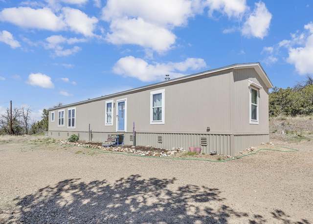 Property at 82 Saddle Spur East Rd, Edgewood, NM 87015, 3 beds, 2 baths