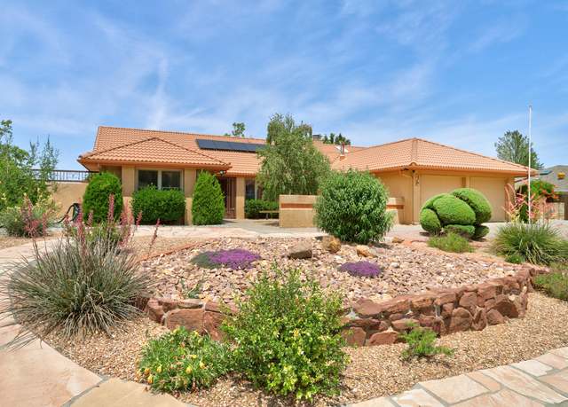 Property at 709 Navarra Way SE, Albuquerque, NM 87123, 3 beds, 2 baths