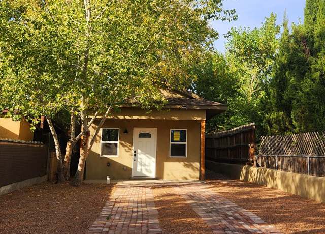 Property at 713 Lewis Ave SW, Albuquerque, NM 87102, 2 beds, 1 bath