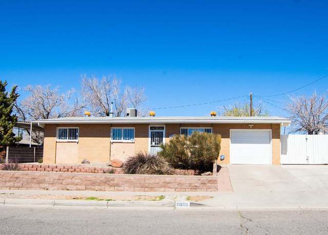 Property at 11605 Copper Ave NE, Albuquerque, NM 87123, 3 beds, 2 baths