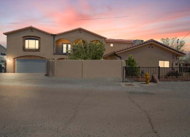 Property at 909 Kinley Ave NW, Albuquerque, NM 87104, 4 beds, 3 baths