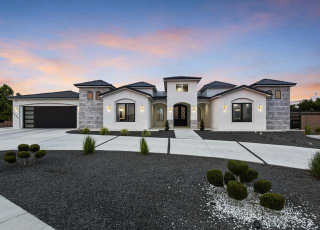 Property at 7900 Aguila St NW, Albuquerque, NM 87120, 5 beds, 4.5 baths
