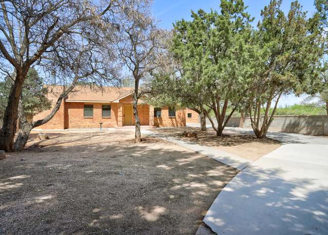 Property at 3037 Corrales Rd, Corrales, NM 87048, 2 beds, 1 bath