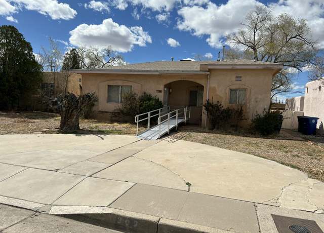 Property at 309 Jefferson St NE, Albuquerque, NM 87108, 2 beds, 2 baths
