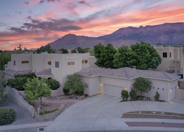 Property at 8900 Oak Ridge Ct NE, Albuquerque, NM 87122, 3 beds, 2.5 baths