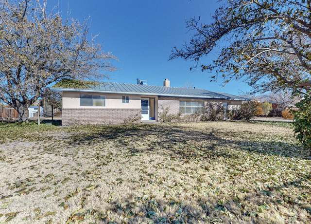 Property at 917 Juanita Ln NW, Albuquerque, NM 87107, 2 beds, 2 baths