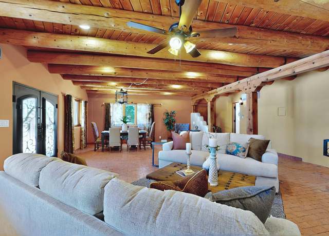 Property at 1316 Gabaldon Rd NW, Albuquerque, NM 87104, 3 beds, 3 baths