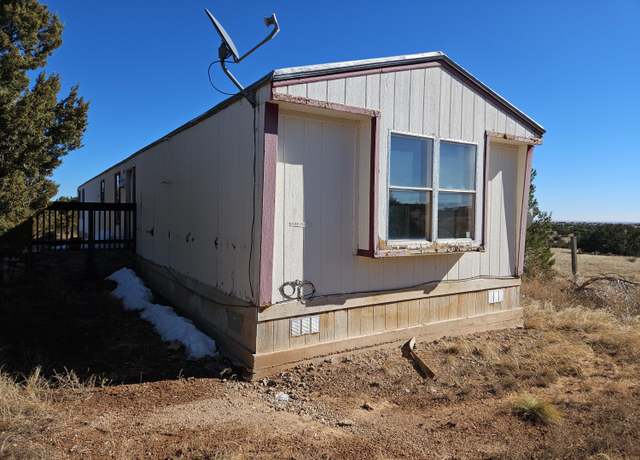 Property at 33 Brandy Ct, Moriarty, NM 87035, 3 beds, 2 baths