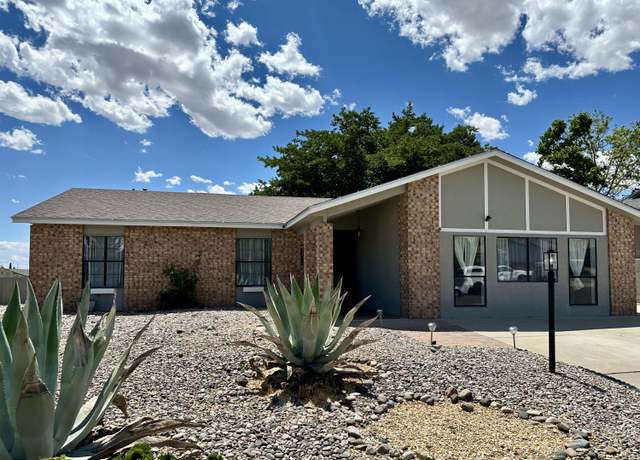 Property at 803 Western Hills Dr SE, Rio Rancho, NM 87124, 4 beds, 2 baths