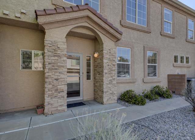 Property at 10900 Hanalei Ave NE, Albuquerque, NM 87111, 2 beds, 2.5 baths