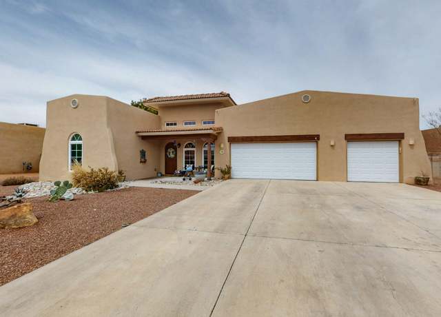 Property at 390 Dennis Dr NE, Los Lunas, NM 87031, 3 beds, 2 baths