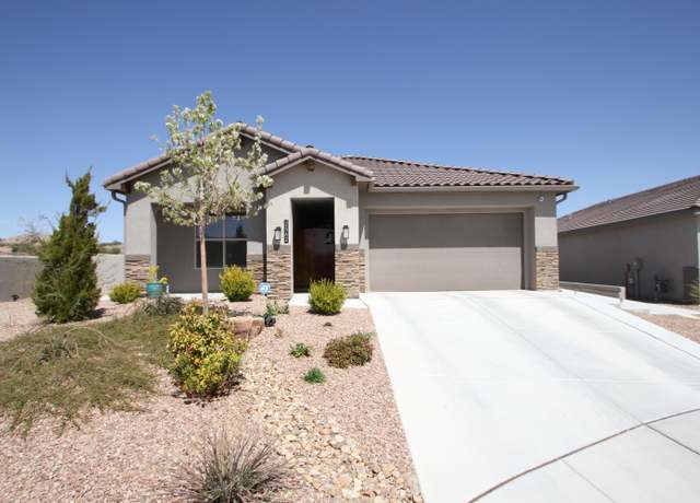 Property at 2562 Guadalupe Rd NE, Rio Rancho, NM 87144, 4 beds, 2 baths