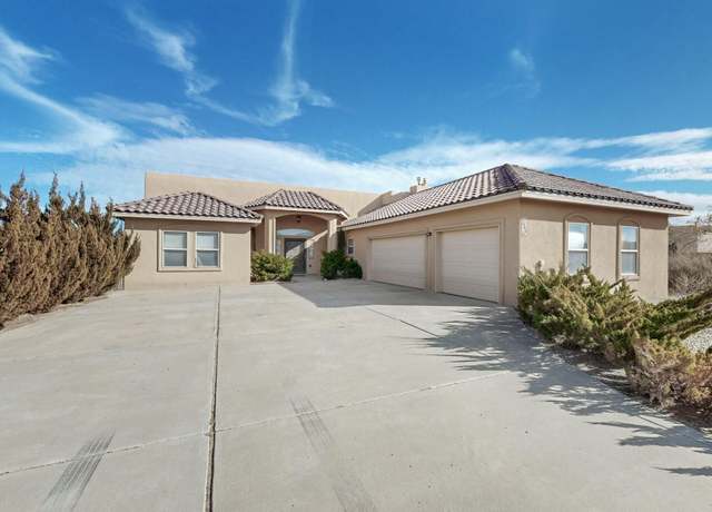 Property at 2604 Saltillo Rd NE, Rio Rancho, NM 87144, 3 beds, 2.5 baths