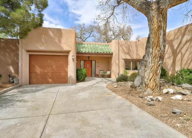 Property at 3017 Calle Del Bosque NW, Albuquerque, NM 87104, 2 beds, 2 baths