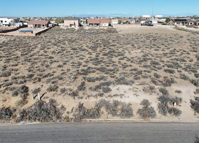 Property at 725 8th St NE, Rio Rancho, NM 87144