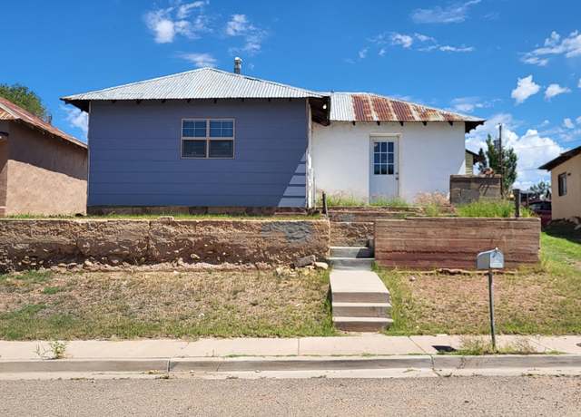 Property at 340 S 2nd St, Santa Rosa, NM 88435, 2 beds, 1 bath