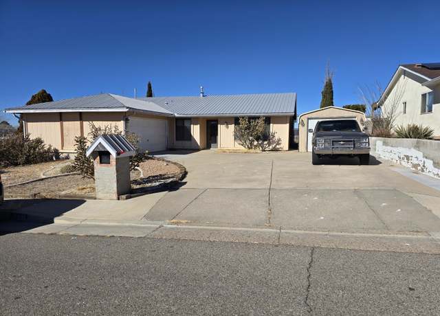 Property at 12501 Iroquois Pl NE, Albuquerque, NM 87112, 3 beds, 2 baths
