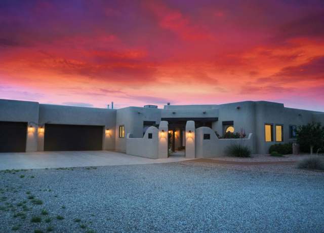 Property at 400 Albor Cir NE, Rio Rancho, NM 87124, 4 beds, 3 baths