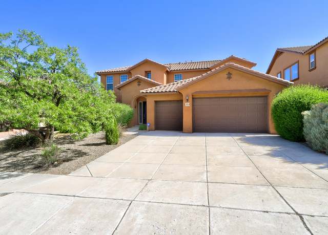 Property at 15 Los Miradores Dr NE, Rio Rancho, NM 87124, 5 beds, 3.5 baths