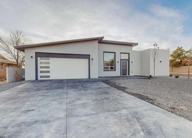 Property at 2006 Suttle Ct NE, Rio Rancho, NM 87124, 5 beds, 3.5 baths