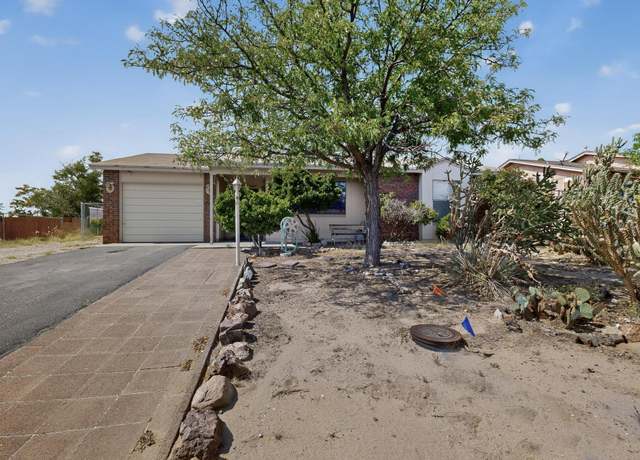 Property at 569 Apache Loop SW, Rio Rancho, NM 87124, 3 beds, 2 baths