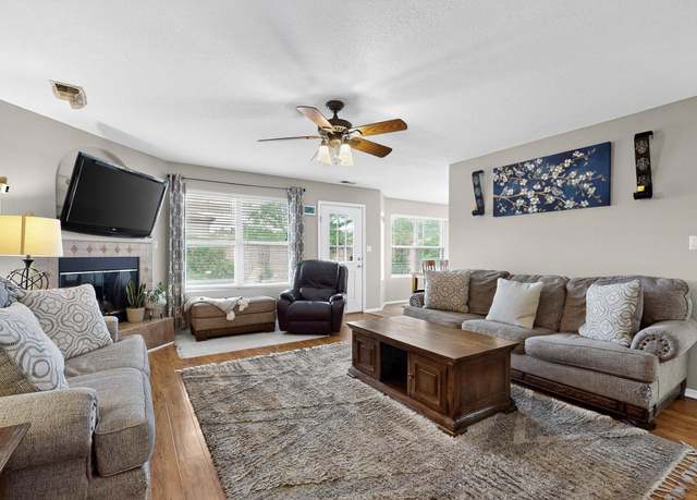 Property at 7009 Red Hawk Rd NE, Albuquerque, NM 87113, 3 beds, 2.5 baths
