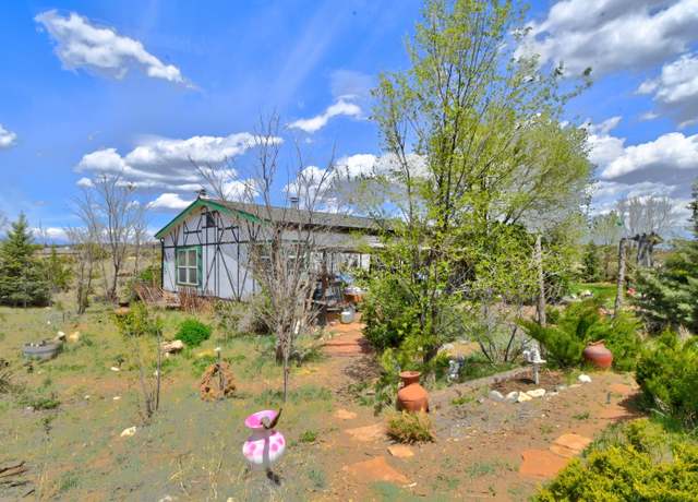 Property at 20 Reubens Ln, Edgewood, NM 87015, 3 beds, 2 baths